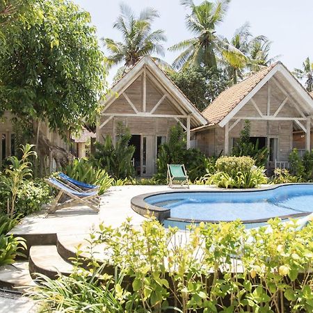 Coconut Village Guest House Lembongan Redpartner מראה חיצוני תמונה